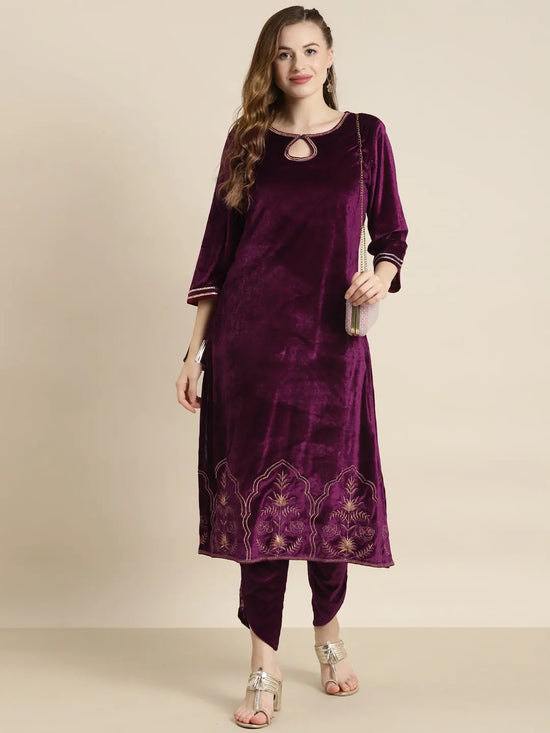 Purple Velvet Hem Zari Embroidered Kurta