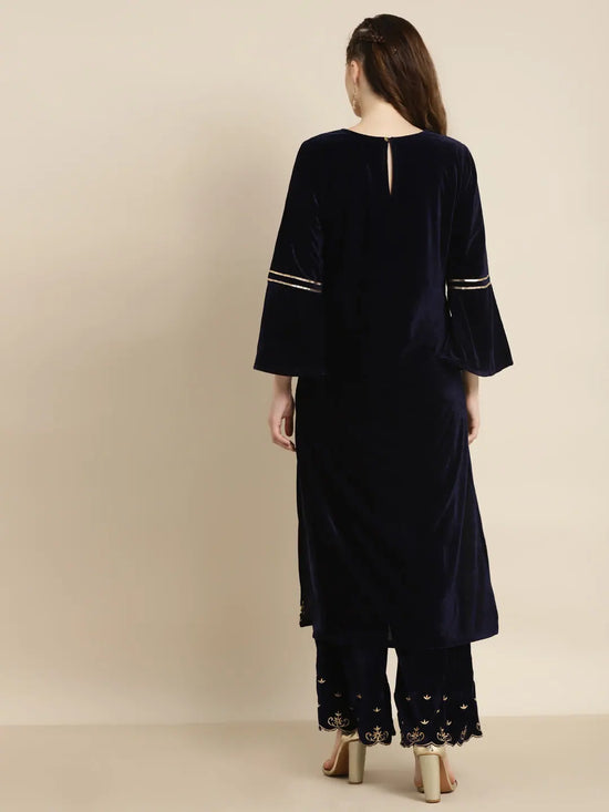 Navy Velvet Foil Print Flared Sleeve Kurta