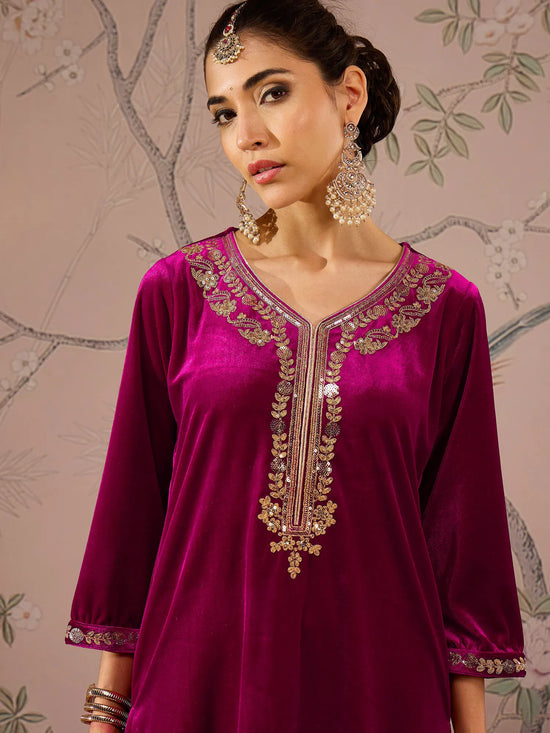 Women Fuchsia Velvet Front Embroidered Kurta-SHKUR00461