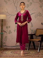 Women Fuchsia Velvet Front Embroidered Kurta-SHKUR00461