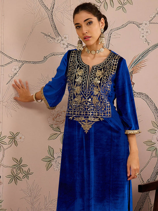 Women Royal Blue Front Embroidered Kurta-SHKUR00465