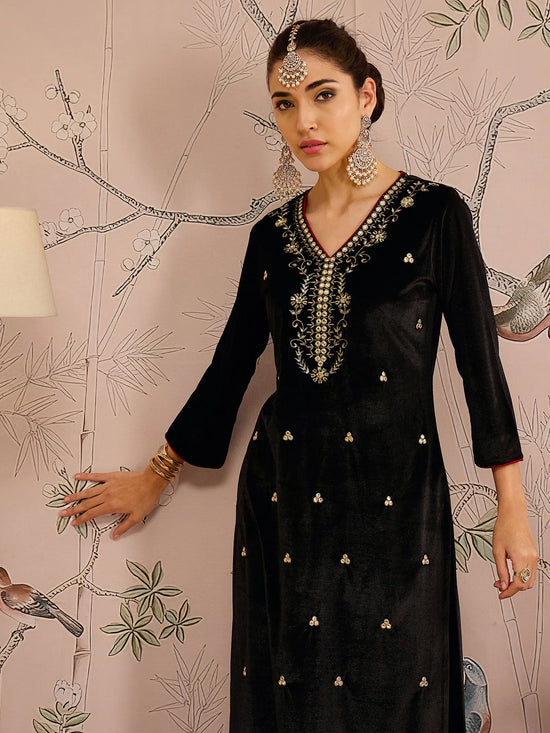 Women Black Velvet V-Neck Embroidered Straight Kurta-SHKUR00470