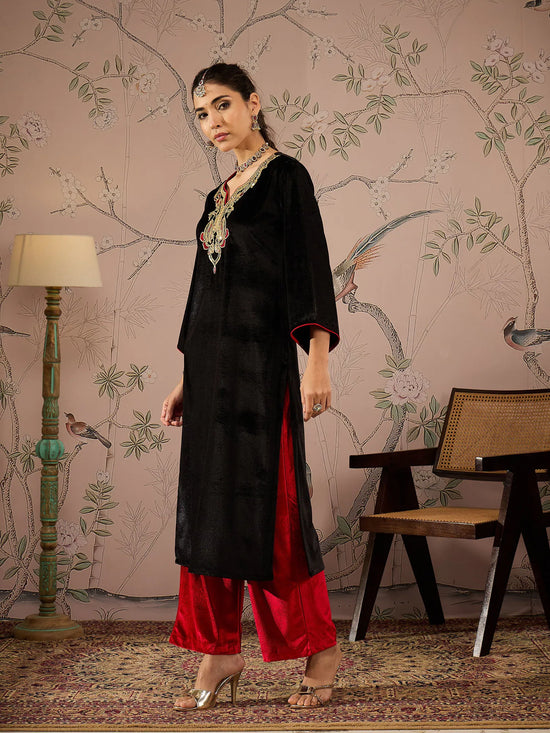 Women Black Velvet Embroidered Straight Kurta-SHKUR00473