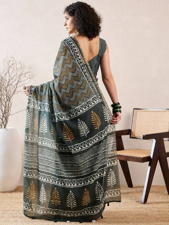 Ahika Women Green Linen Geometric Printed Saree-VFSAR1018