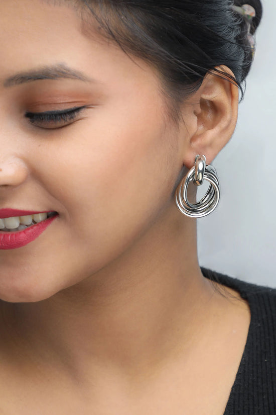 Silver Plated Circluar Studs Earring-VOJ213