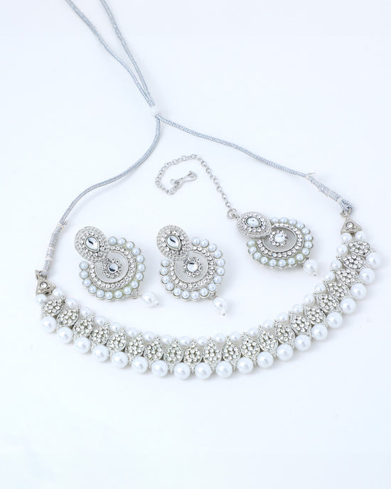 Silver Plated White Beads And Stone Studded Choker Jewellery Set With Mang Tikka-VOJ217