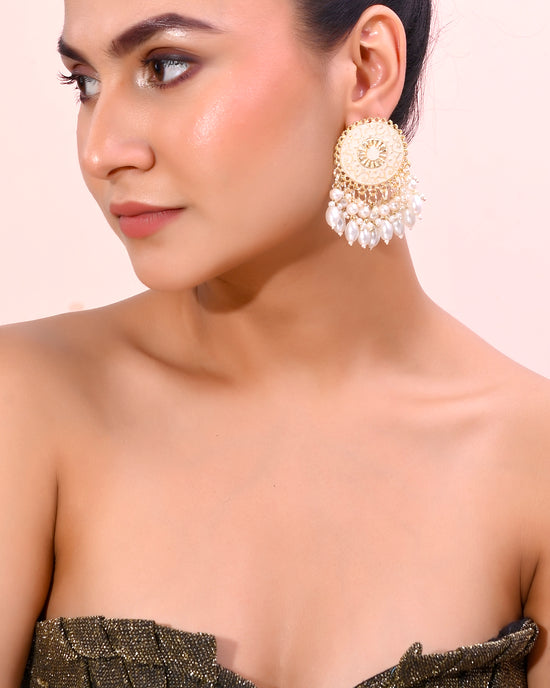 Gold Plated White circular Earrings With Pearls-VOJ296