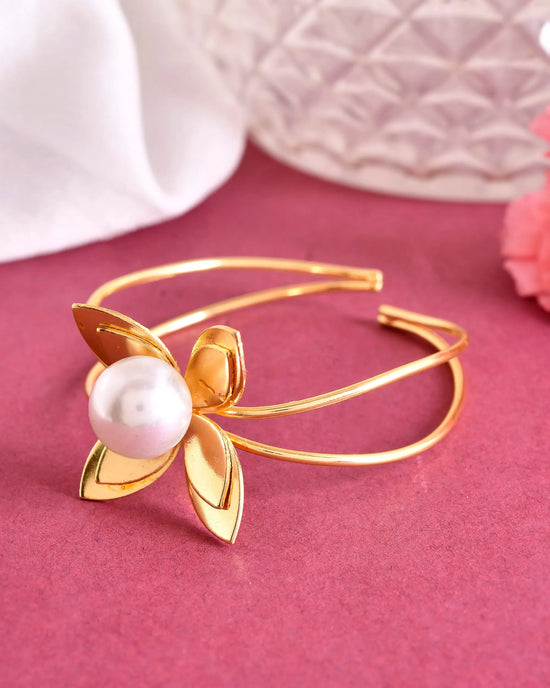 Gold Plated Flower Shaped With Pearl In Center Kada Bracelet-VOJ335