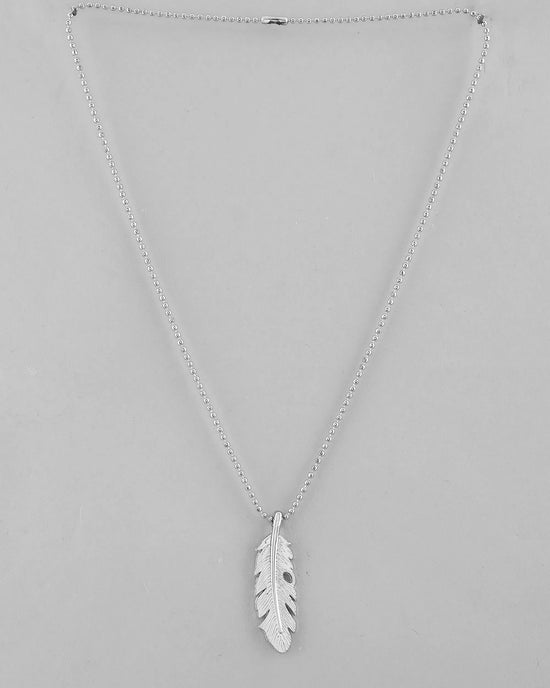 Silver Plated Men Chain With Leaf Shaped Pendent-VOJ399