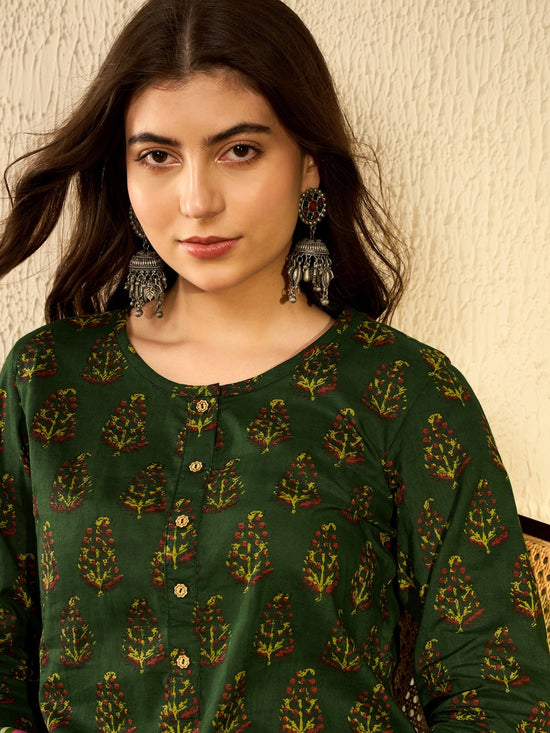 Ahika Women Green Cotton Blend Floral Printed Regular Tunic-VT1297