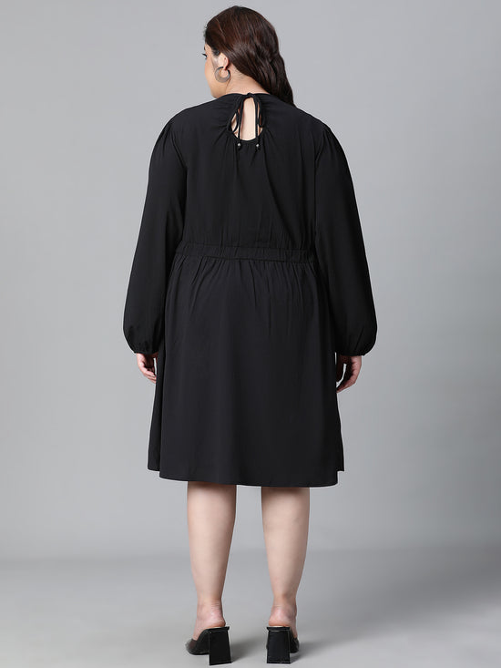 Women Plus Size Black Elsaticated Tie-Knotted Round Neck Knee-Length Dress-W23137PDR004