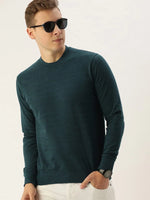 Men Solid Relaxed Fit Mozzo Hoodie