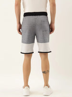 Men Solid Regular Fit Zipped Shorts