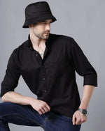 Yovish Men Solid Casual Black Shirt