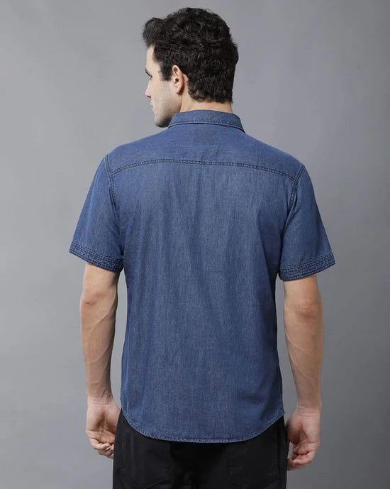 Yovish Men Regular Washed Casual Blue Shirt