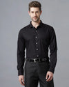 Yovish Men Solid Casual Black Regular Shirt