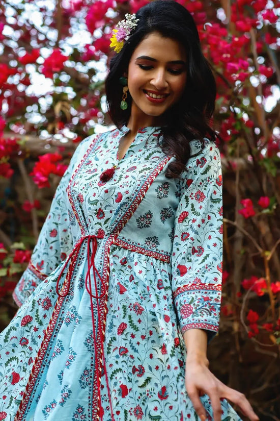 Juniper Blue Cambric Floral Print Panelled Kurta With Mask