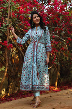 Juniper Blue Cambric Floral Print Panelled Kurta With Mask