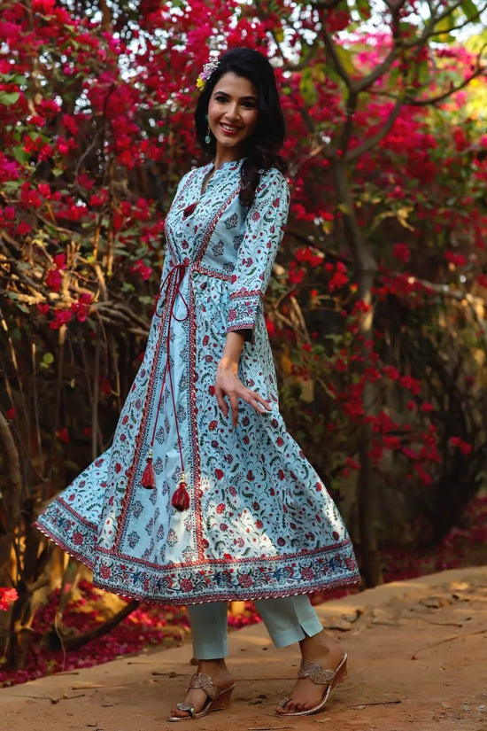 Juniper Blue Cambric Floral Print Panelled Kurta With Mask