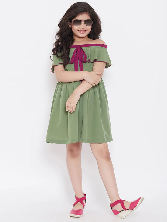 Girl's Vesture Spot Solid Dress Green