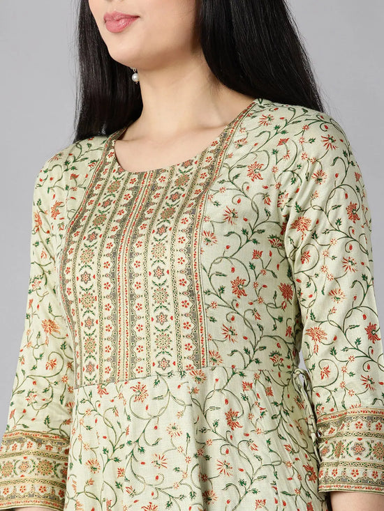 Ahika Women Green Floral Printed Anarkali Kurta