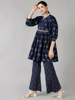 Ahika Women Floral Printed Kurta Palazzos