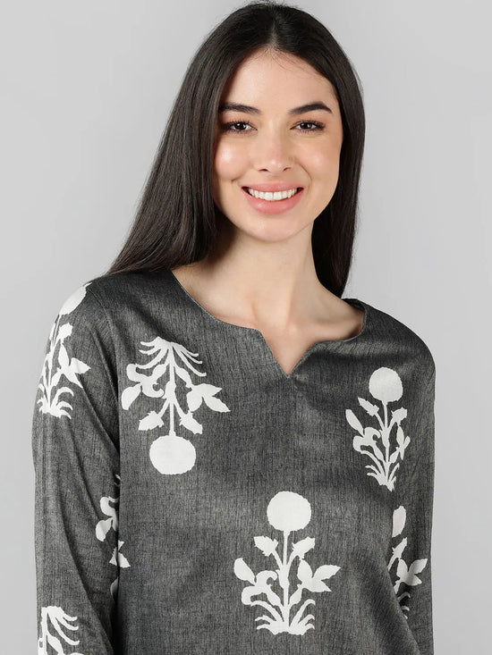 Ahika Women Grey Floral Printed Top