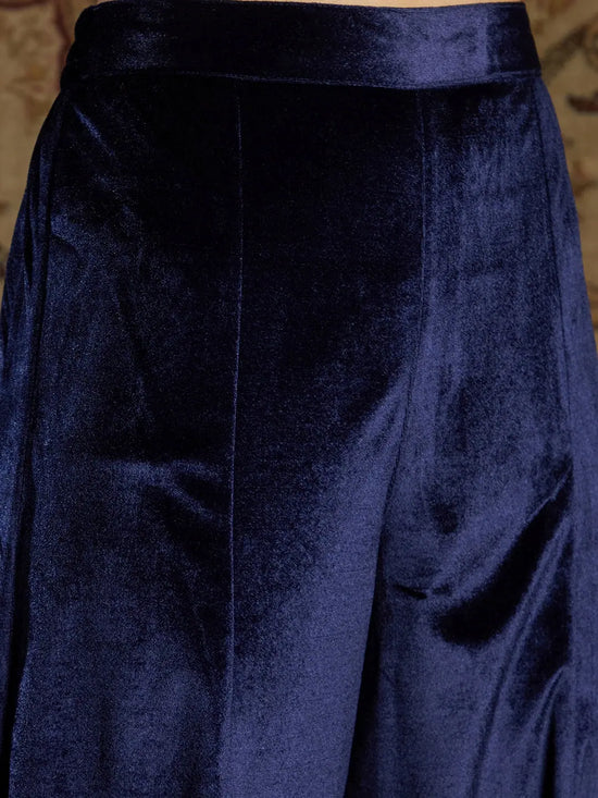 Women Navy Velvet Zari Kurta With Bell Bottom Pants