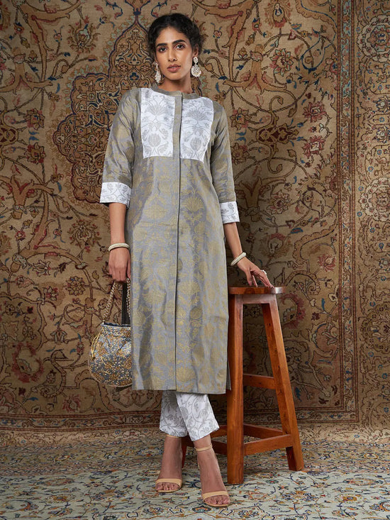 Women Grey Brocade Floral Kurta With White Brocade Pants