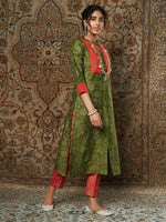 Women Green Brocade Floral Straight Yoke Kurta