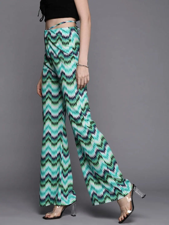 Women Blue Chevron Waist Tie Bellbottom Pants