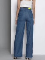 Women Blue Front Flap Pocket Stretch Flared Jeans