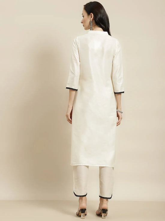 Women Off White Scallop Lace Insert Kurta With Tulip Pants