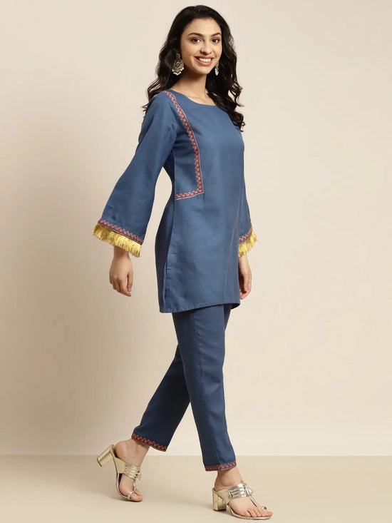 Women Blue Embroidered Short Kurta With Pencil Pants