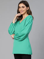 Reviting Soild Green V-Neck Women Top