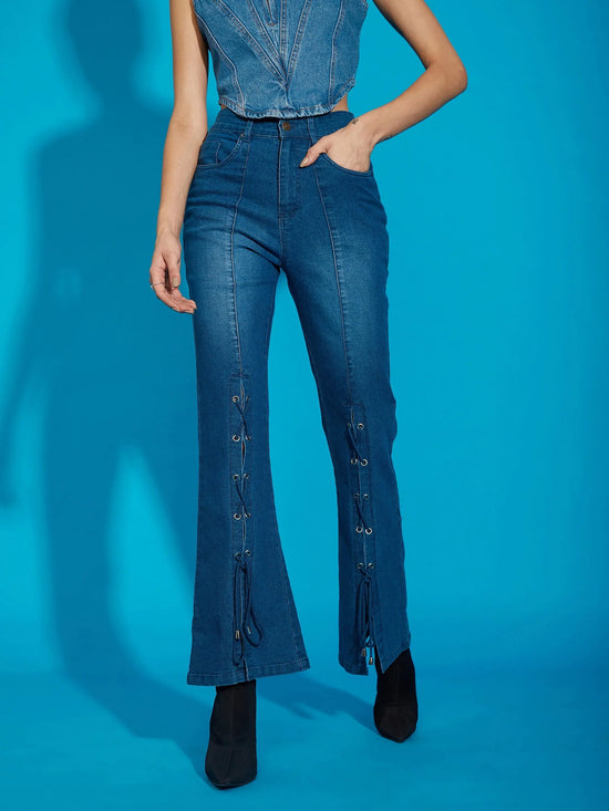 Women Blue Wash Eyelet Detail Bell Bottom Jeans