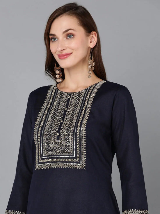 Ahika Women Cotton Blend Solid