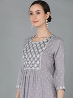 Ahika Women Cotton Geometric Yoke Kurta