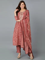 Ahika Women Silk Blend Geometric Printed Kurta