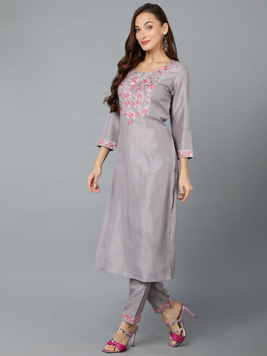 Ahika Women Silk Blend Embroidered Kurta With-VKSET1405A_XS