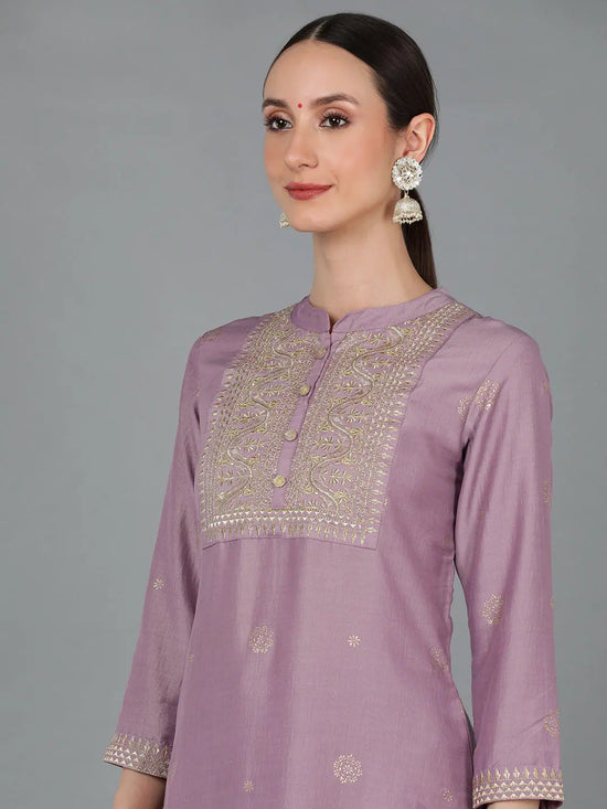 Ahika Women Silk Blend Yoke Design Kurta-VKSET1373_XS