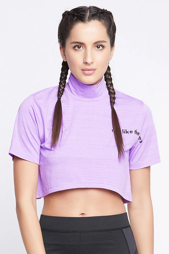 Comfort Fit Text Print Turtleneck Active Crop Top in Lilac