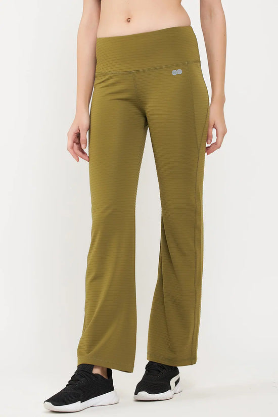 Comfort-Fit High Waist Flared Yoga Pants in Olive Green with Side Pocket