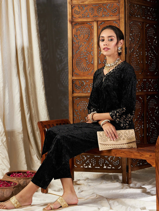 Women Black Velvet Sleeve Embroidered Straight Kurta