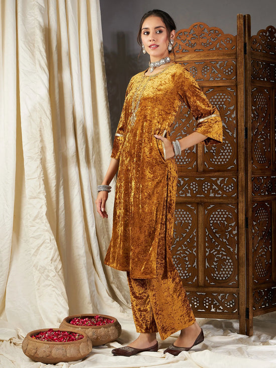 Women Mustard Velvet Pocket Embroidery Straight Kurta