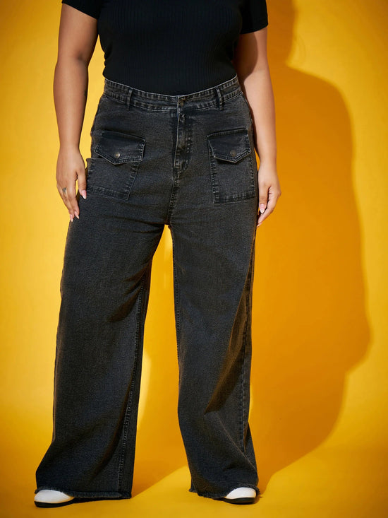 Women Black Wash Front Flap Pocket Straight Jeans