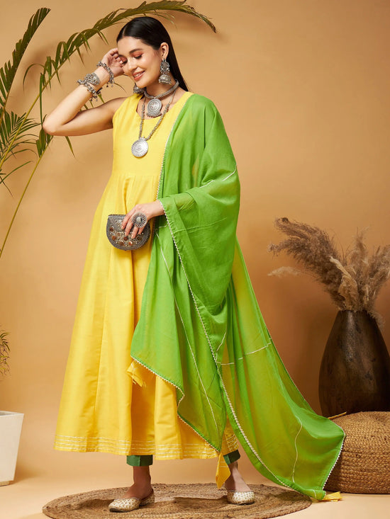 Women Yellow & Green Anarkali Kurta Set With Green Dupatta