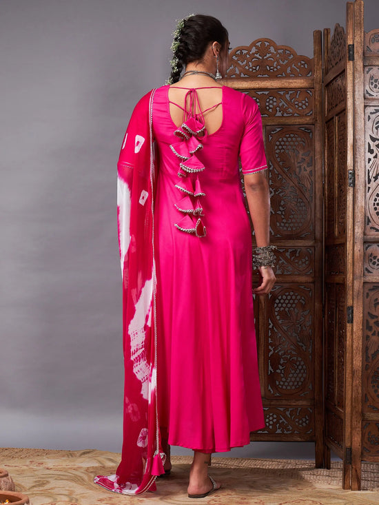 Women Fuchsia Kurta Set With Bandhej Dupatta