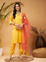 Women Yellow Kurta Set With Rust Organza Dupatta