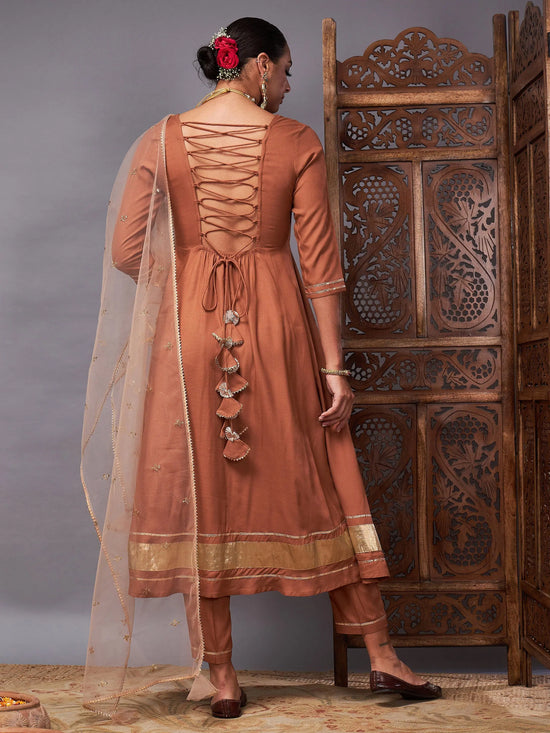 Women Brown Kurta Set With Net Sequins Dupatta